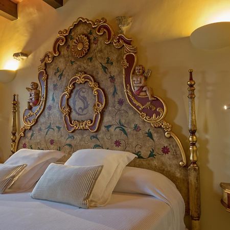 Hotel Cal Sastre Санта-Пау Номер фото