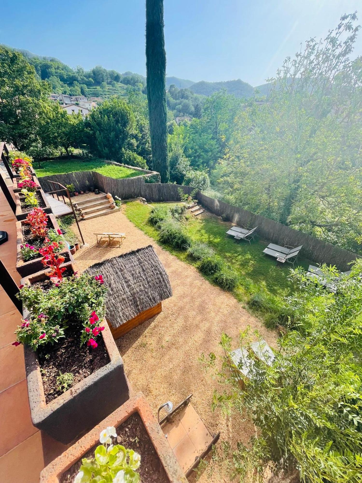 Hotel Cal Sastre Санта-Пау Экстерьер фото
