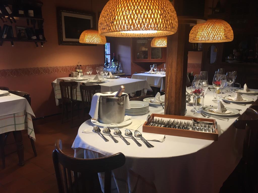 Hotel Cal Sastre Санта-Пау Экстерьер фото