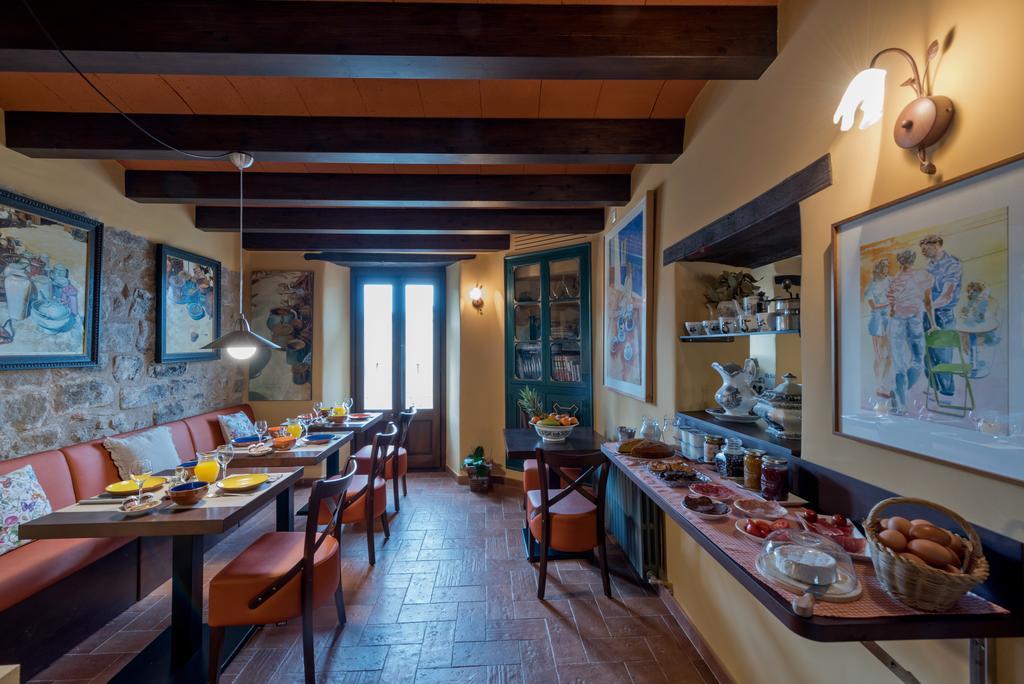 Hotel Cal Sastre Санта-Пау Экстерьер фото